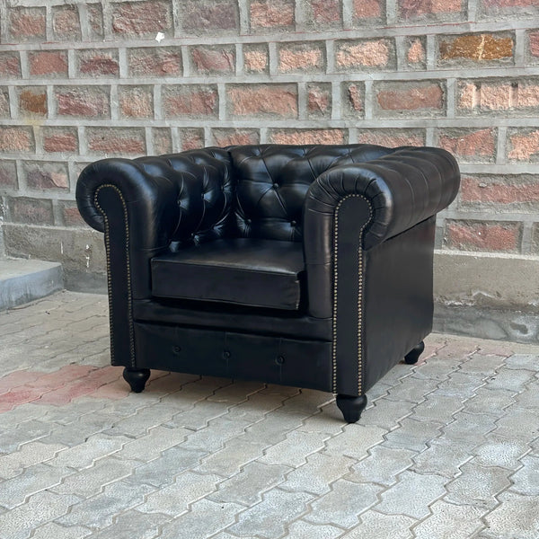 37" Armchair Normal Cushions | Brooklyn Chesterfield Leather Armchair with Normal Cushions (BR-1C) by Rising Tide Design Co.