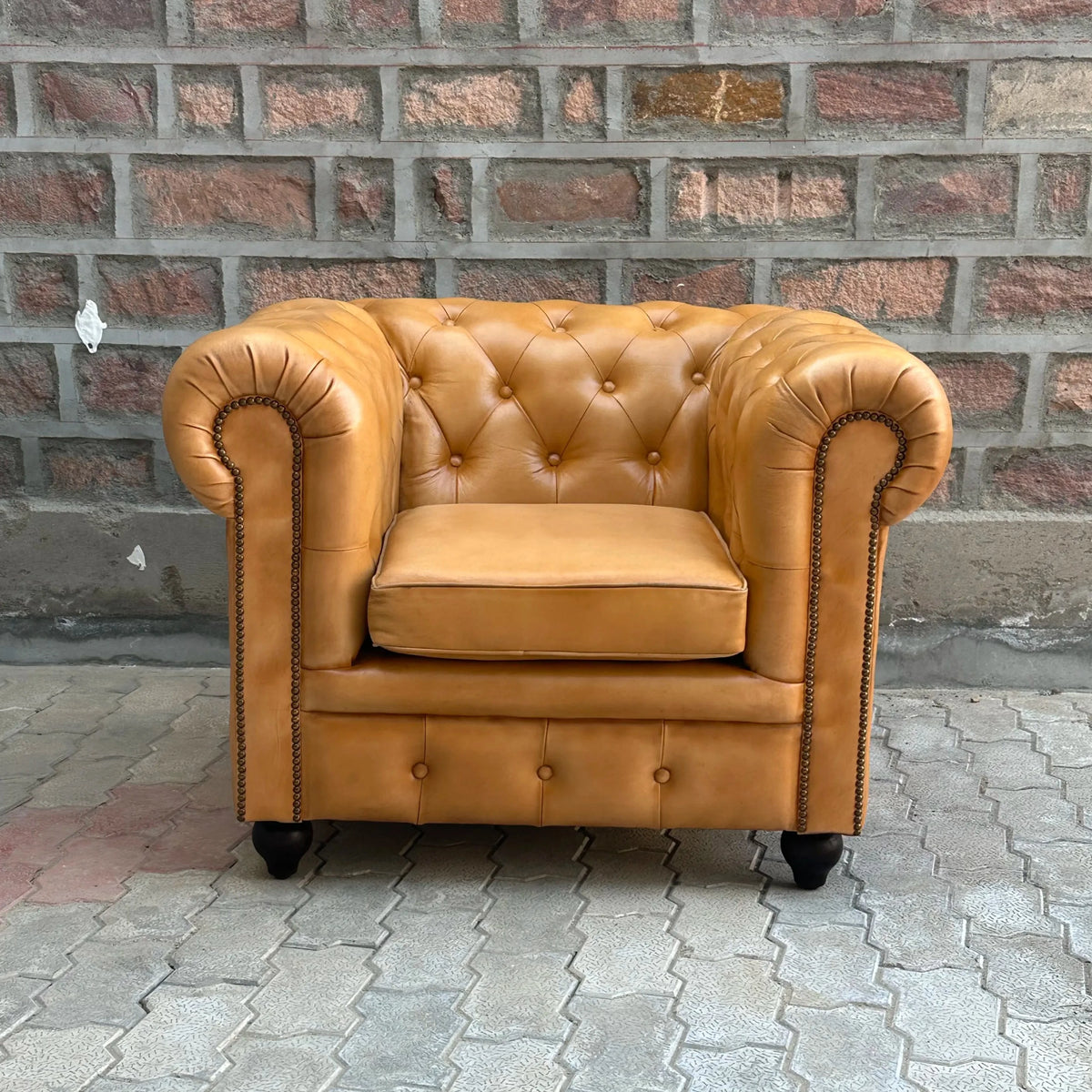 37" Armchair Normal Cushions | Cheyenne Chesterfield Leather Armchair with Normal Cushions (CH-1C) by Rising Tide Design Co.