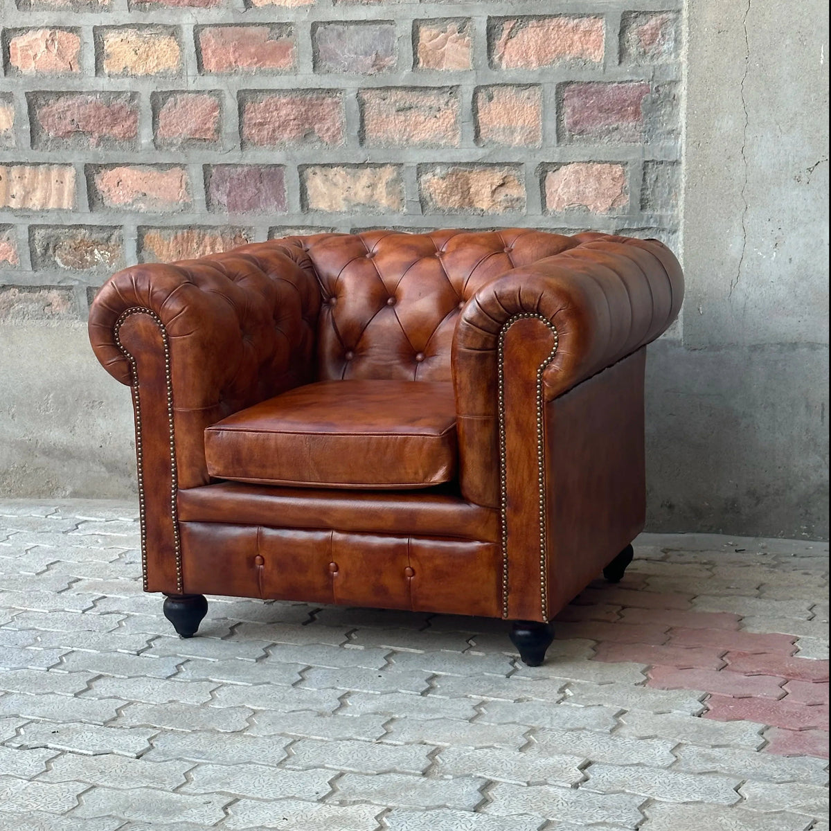 37" Armchair Normal Cushions | Laramie Chesterfield Leather Armchair with Normal Cushions (LA-1C) by Rising Tide Design Co.