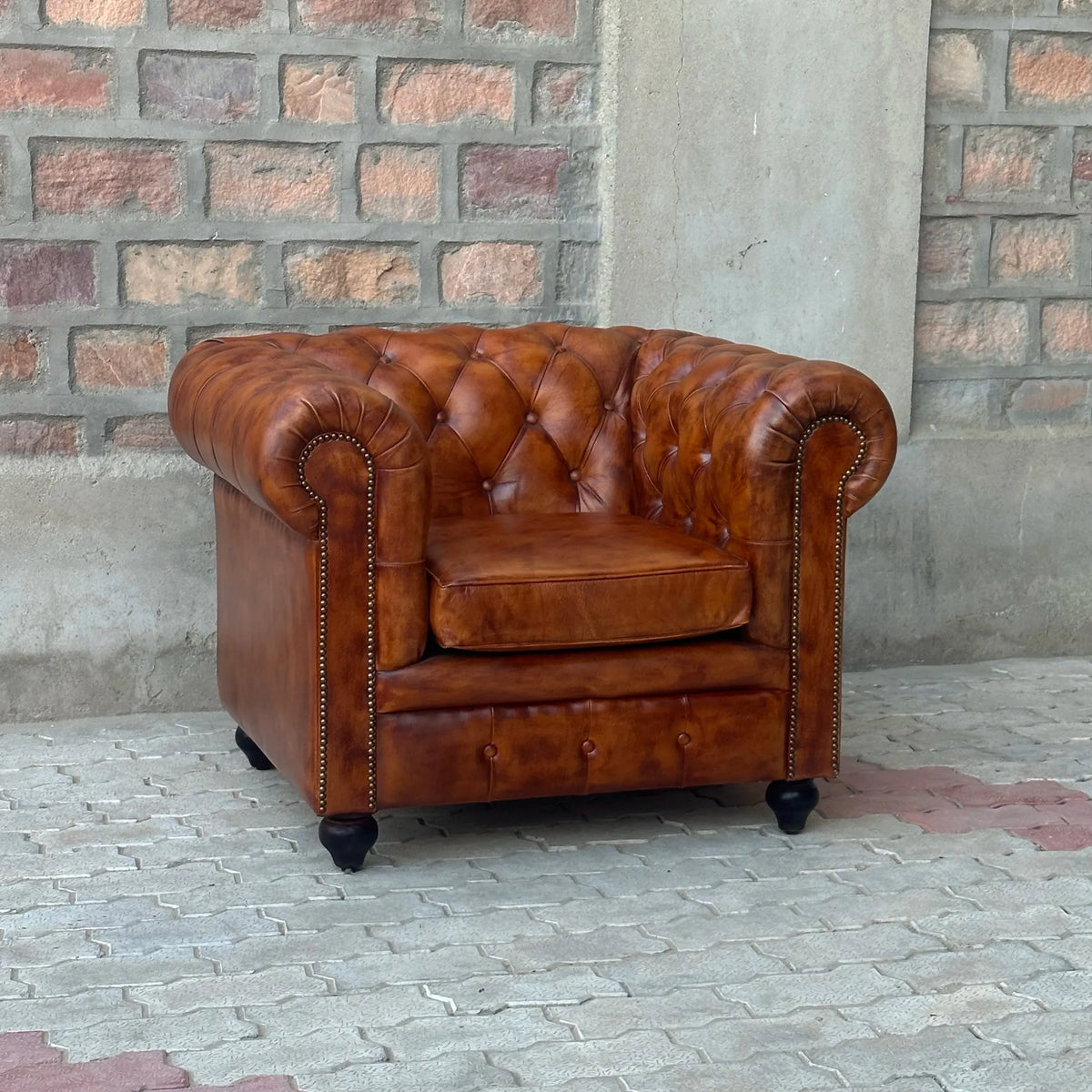 37" Armchair Normal Cushions | Laramie Chesterfield Leather Armchair with Normal Cushions (LA-1C) by Rising Tide Design Co.