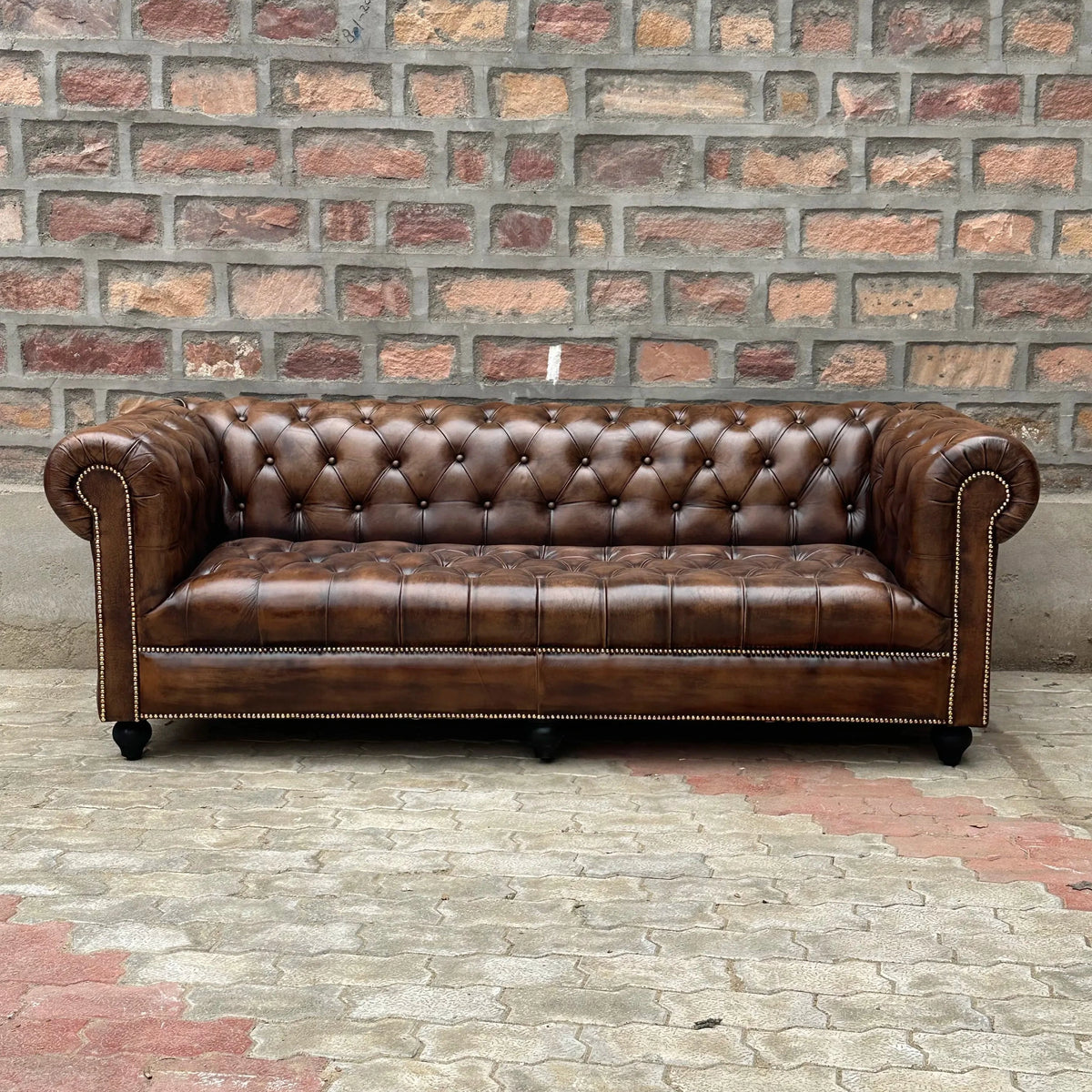 ピース　チェスターフィールド　アメリカ Winchester Chesterfield Leather Sofa | Rising Tide Design Co.